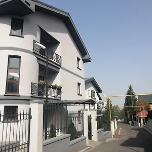 4* Отель Irbis